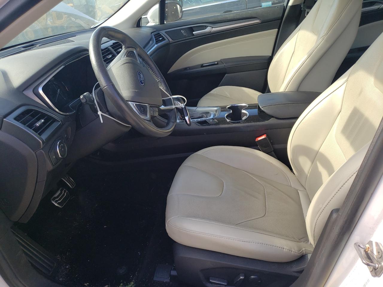 FORD FUSION TITANIUM HEV