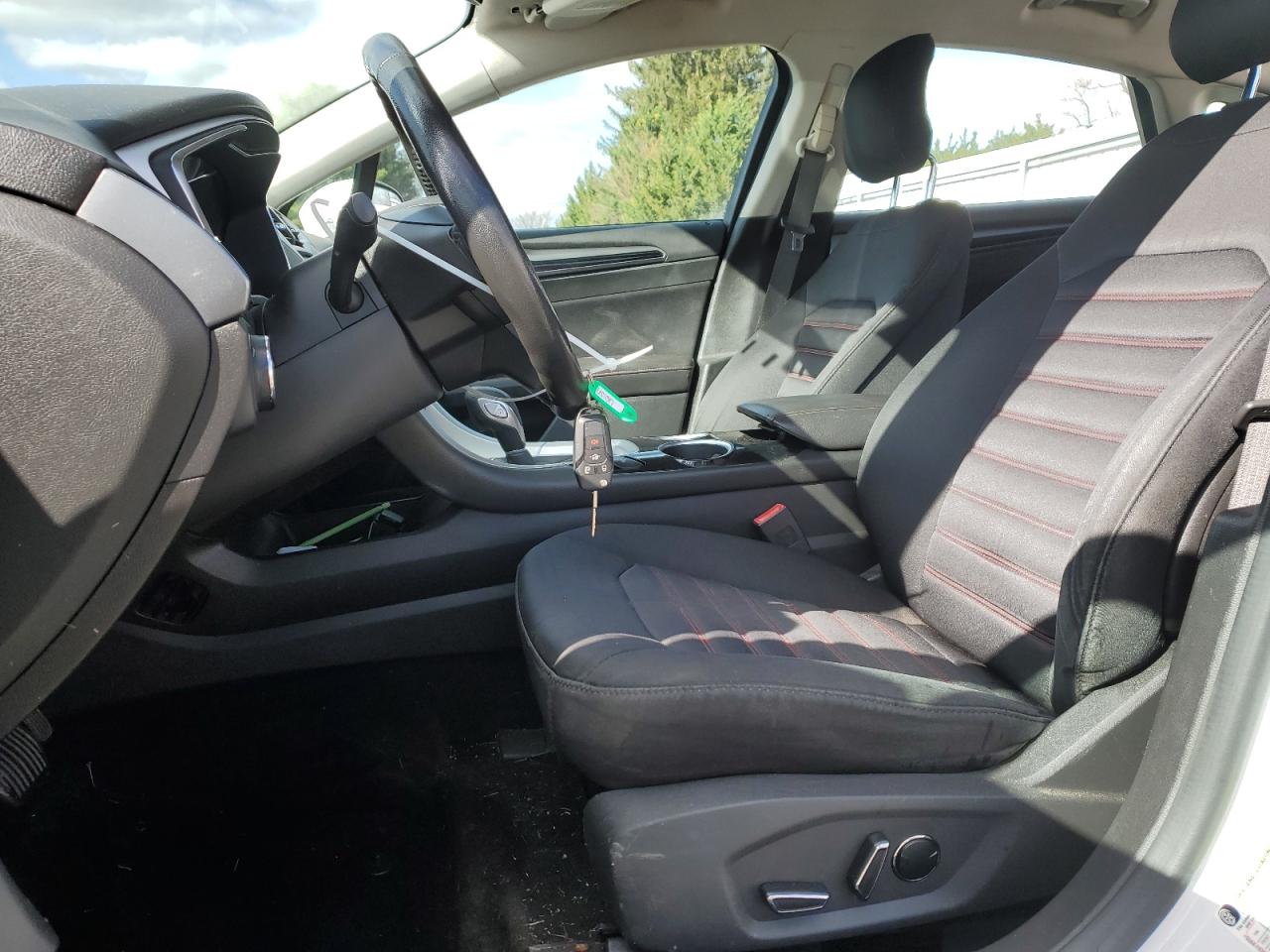 FORD FUSION SE HYBRID