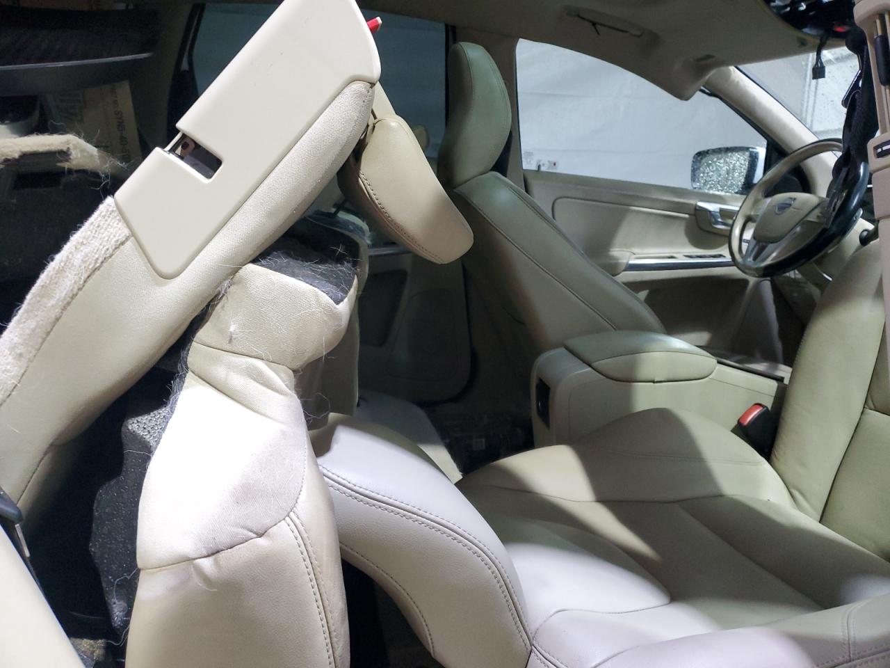 VOLVO XC60 T6 PREMIER