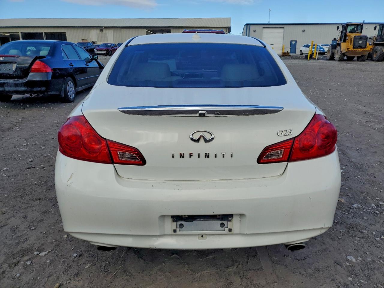 INFINITI G25 BASE