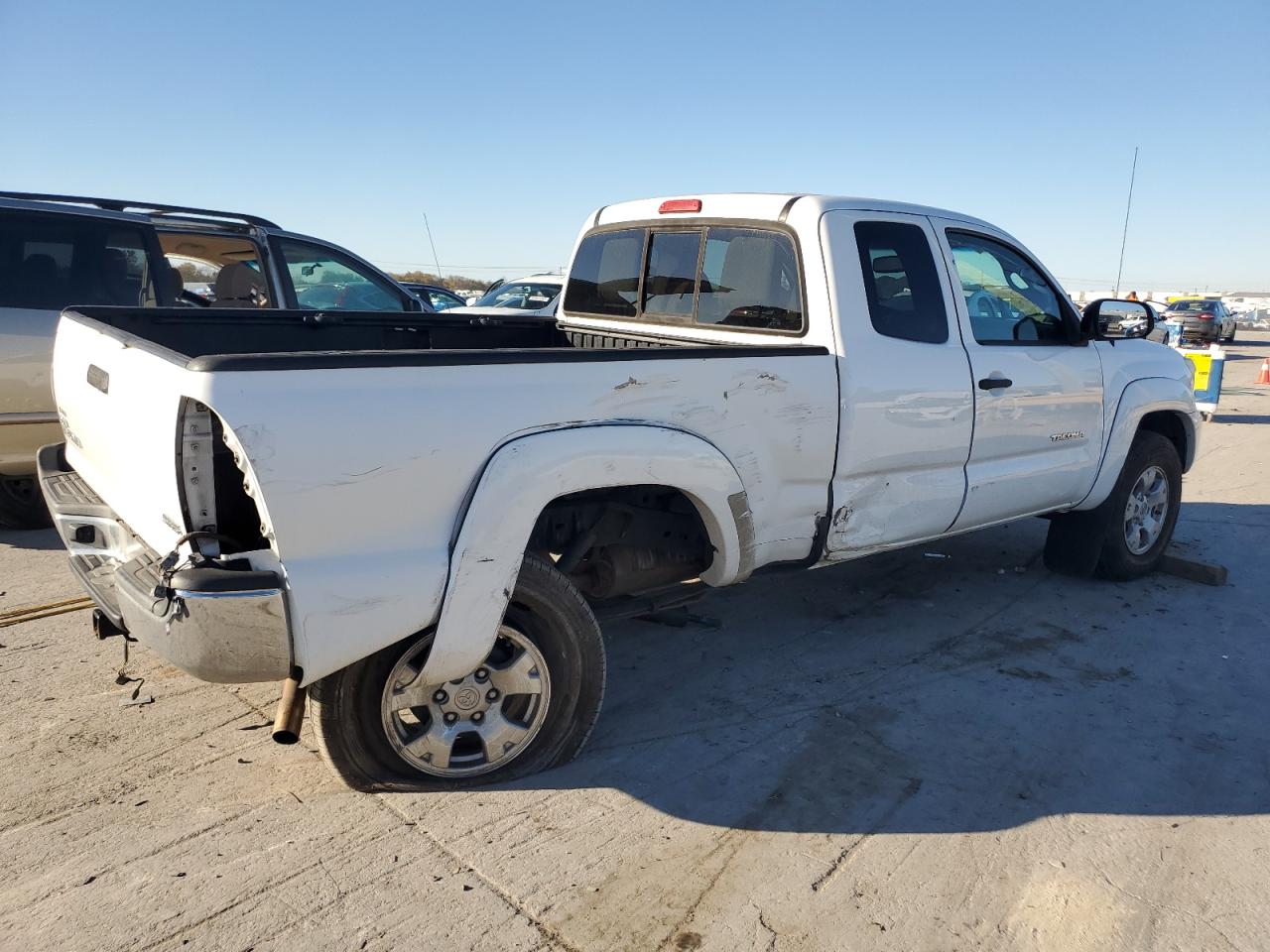 TOYOTA TACOMA ACCESS CAB