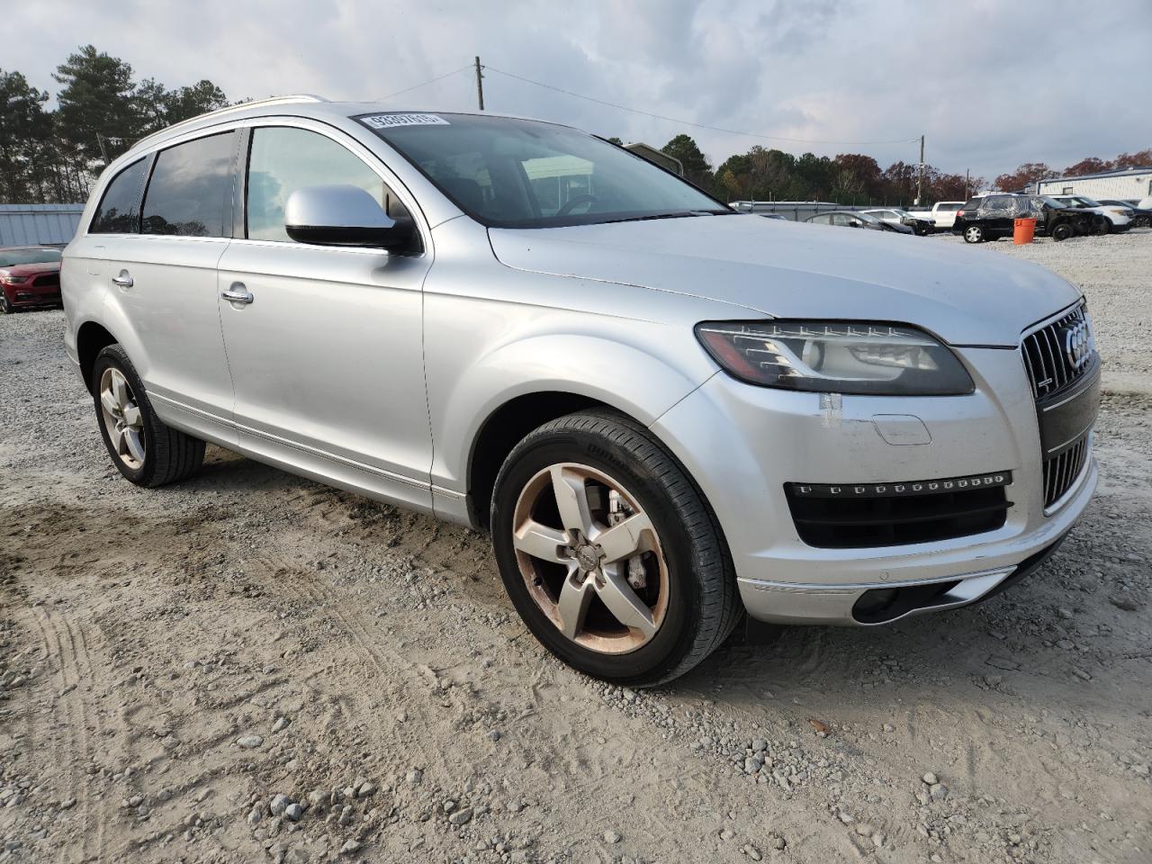 AUDI Q7 PREMIUM PLUS