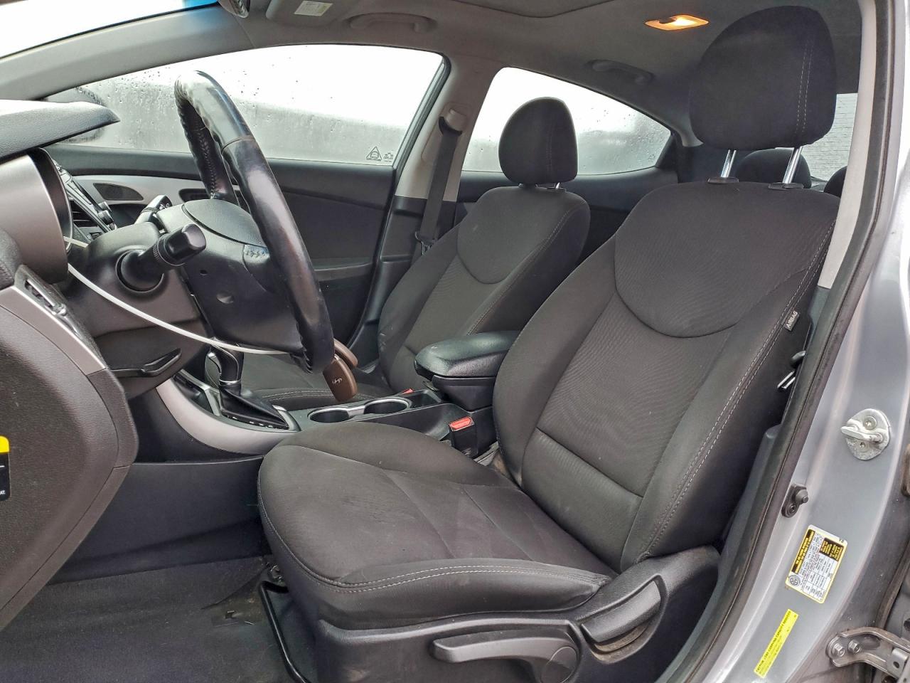 Lot #3297003832 2016 HYUNDAI ELANTRA SE