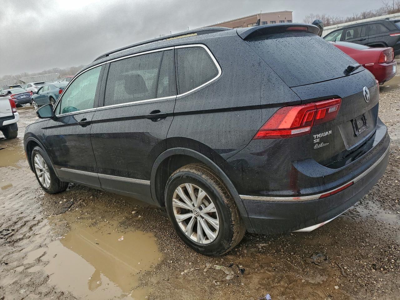 VOLKSWAGEN TIGUAN SE