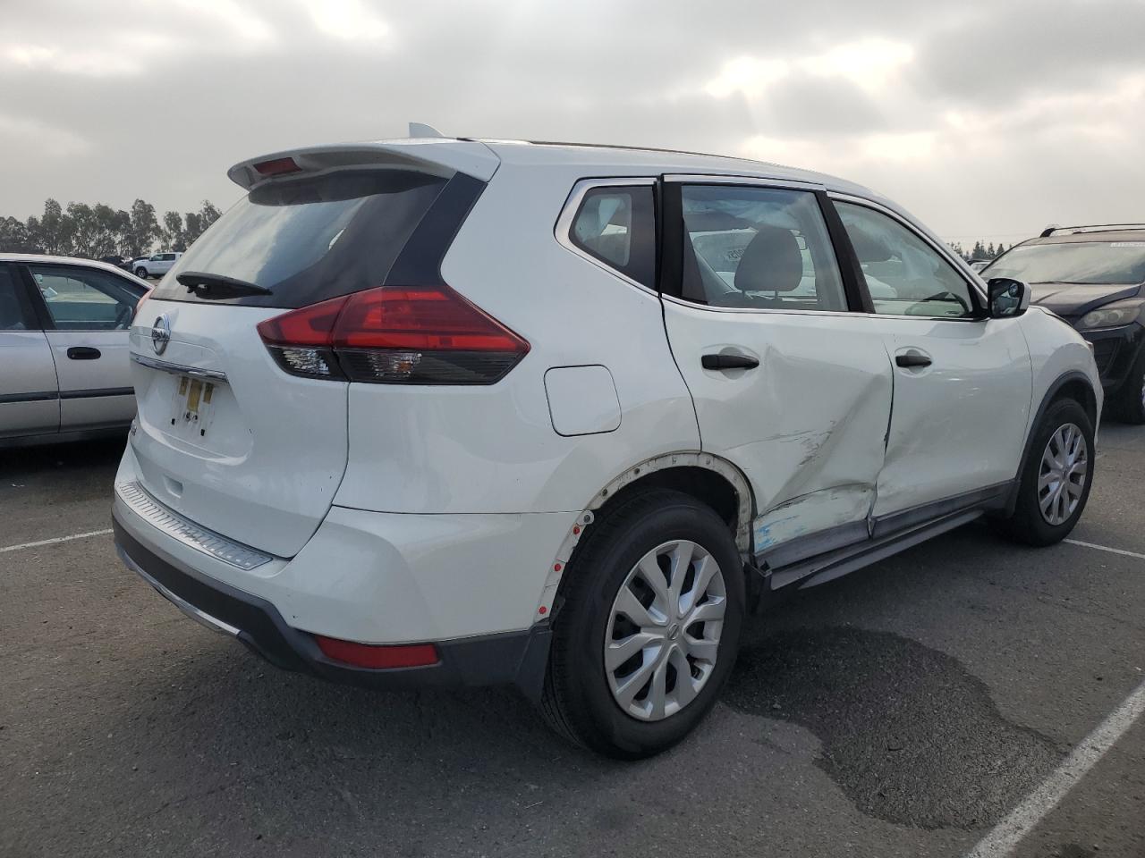 Lot #3302849890 2017 NISSAN ROGUE S