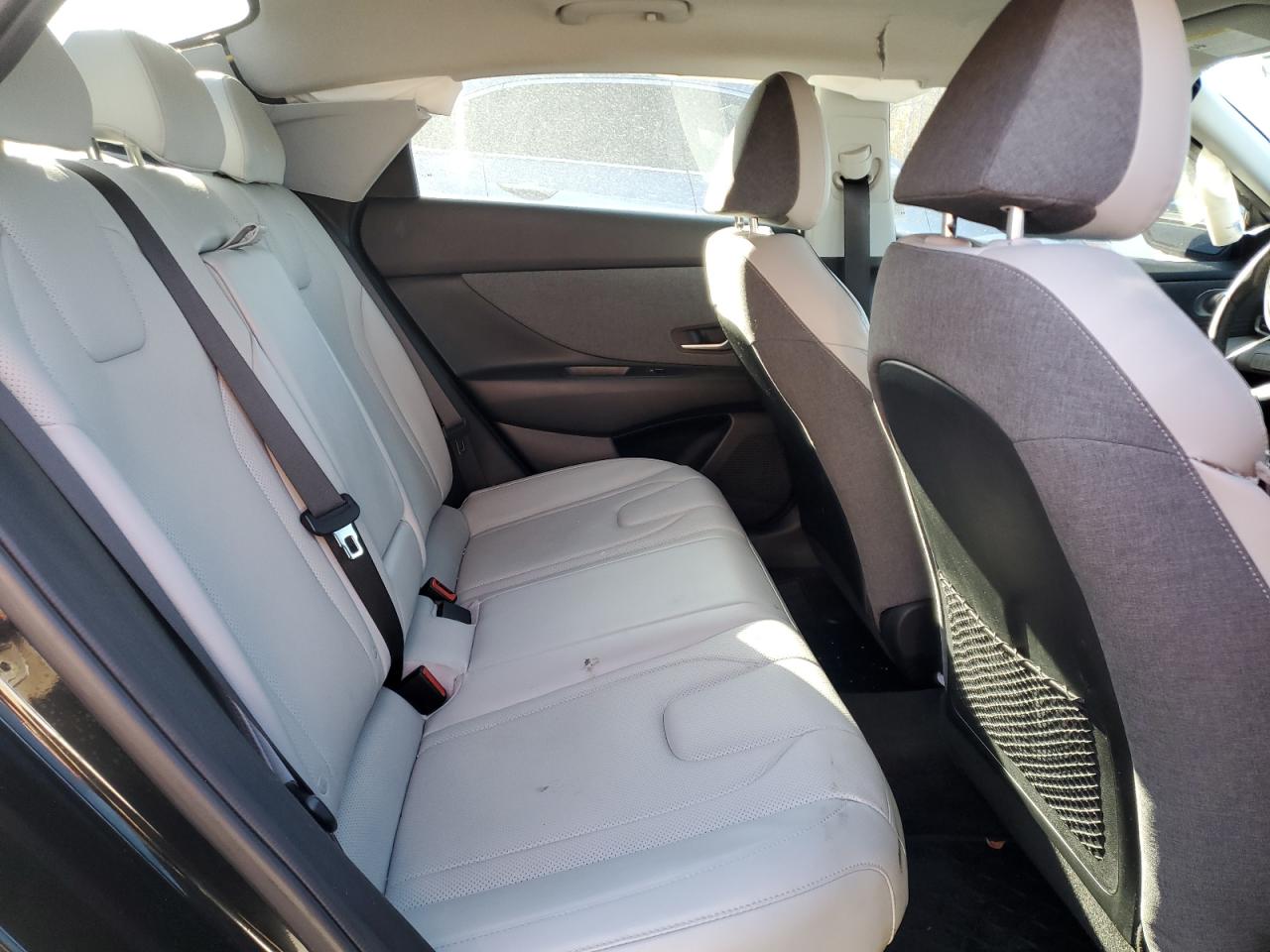 HYUNDAI ELANTRA LIMITED