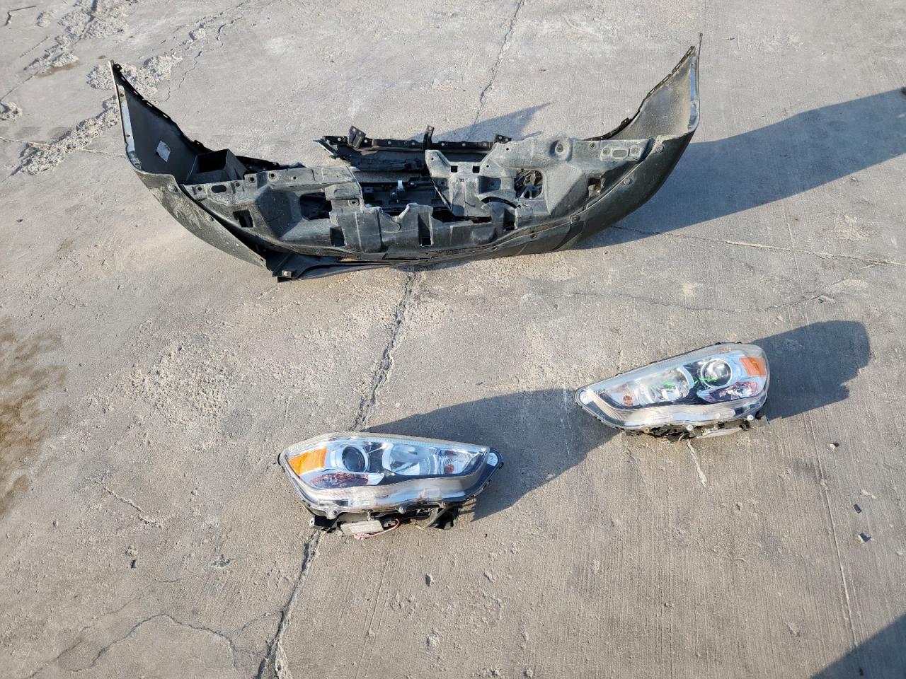 MITSUBISHI OUTLANDER ES