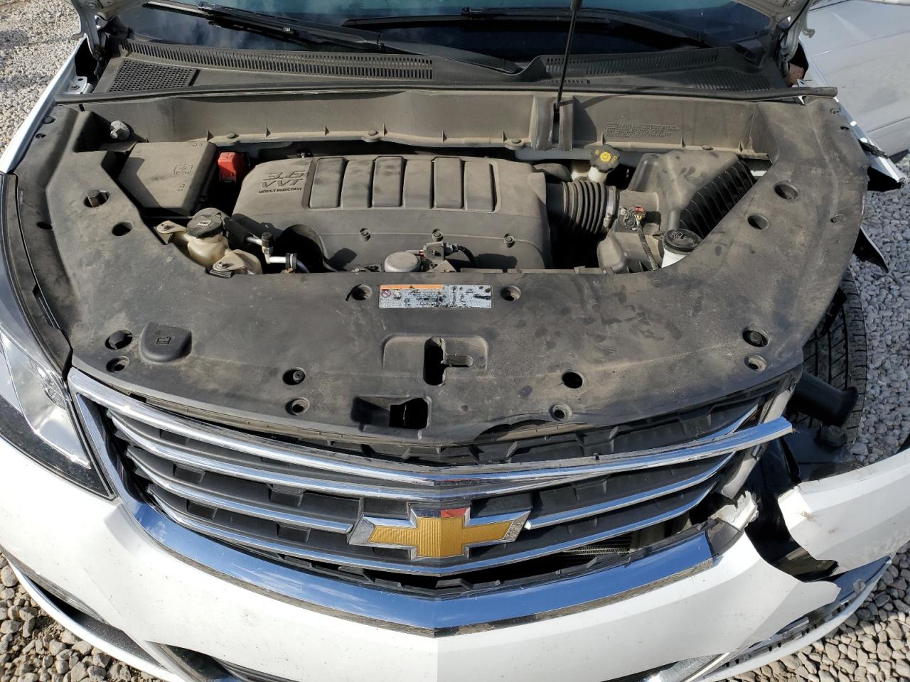 CHEVROLET TRAVERSE LT