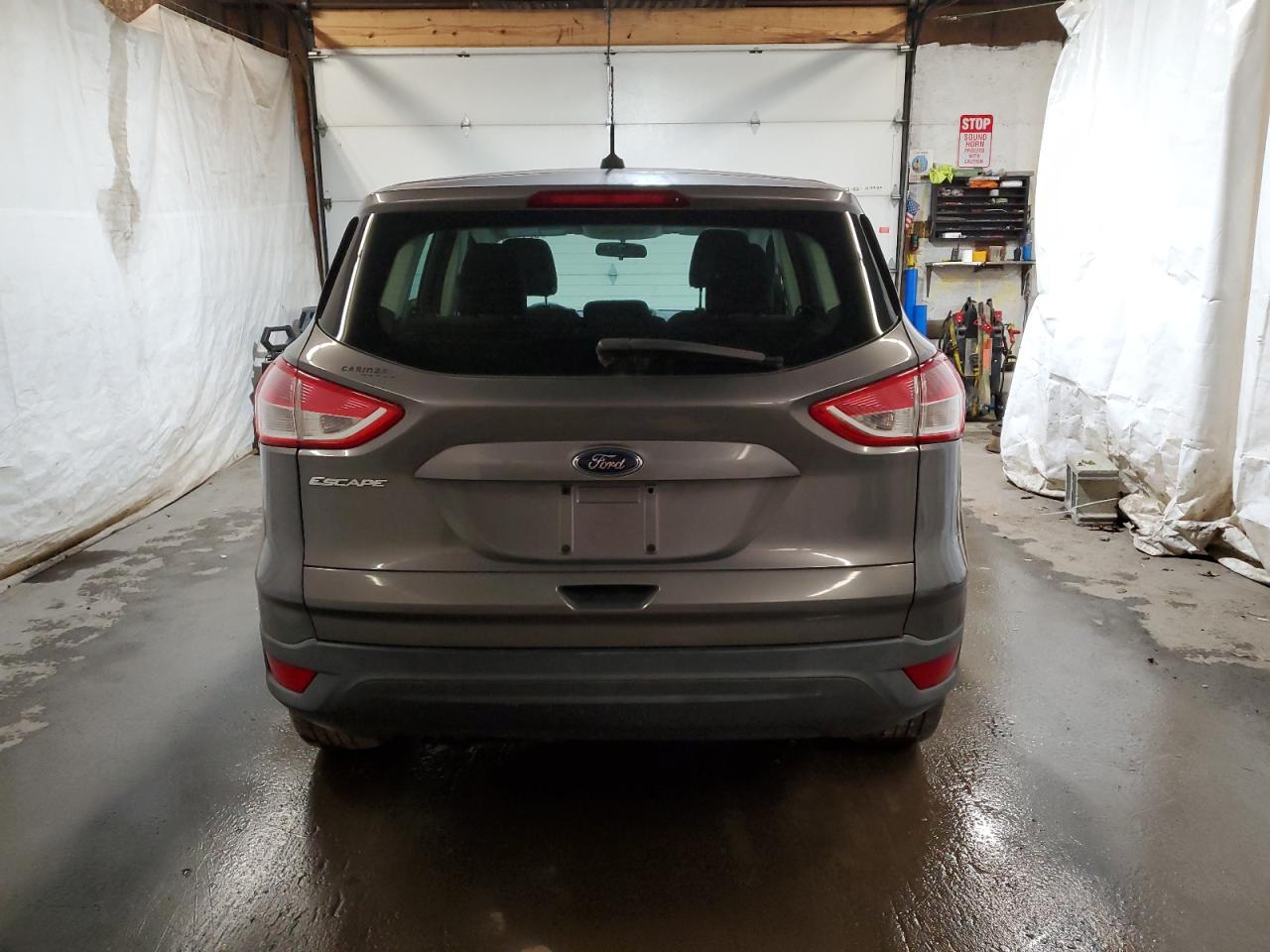 FORD ESCAPE S