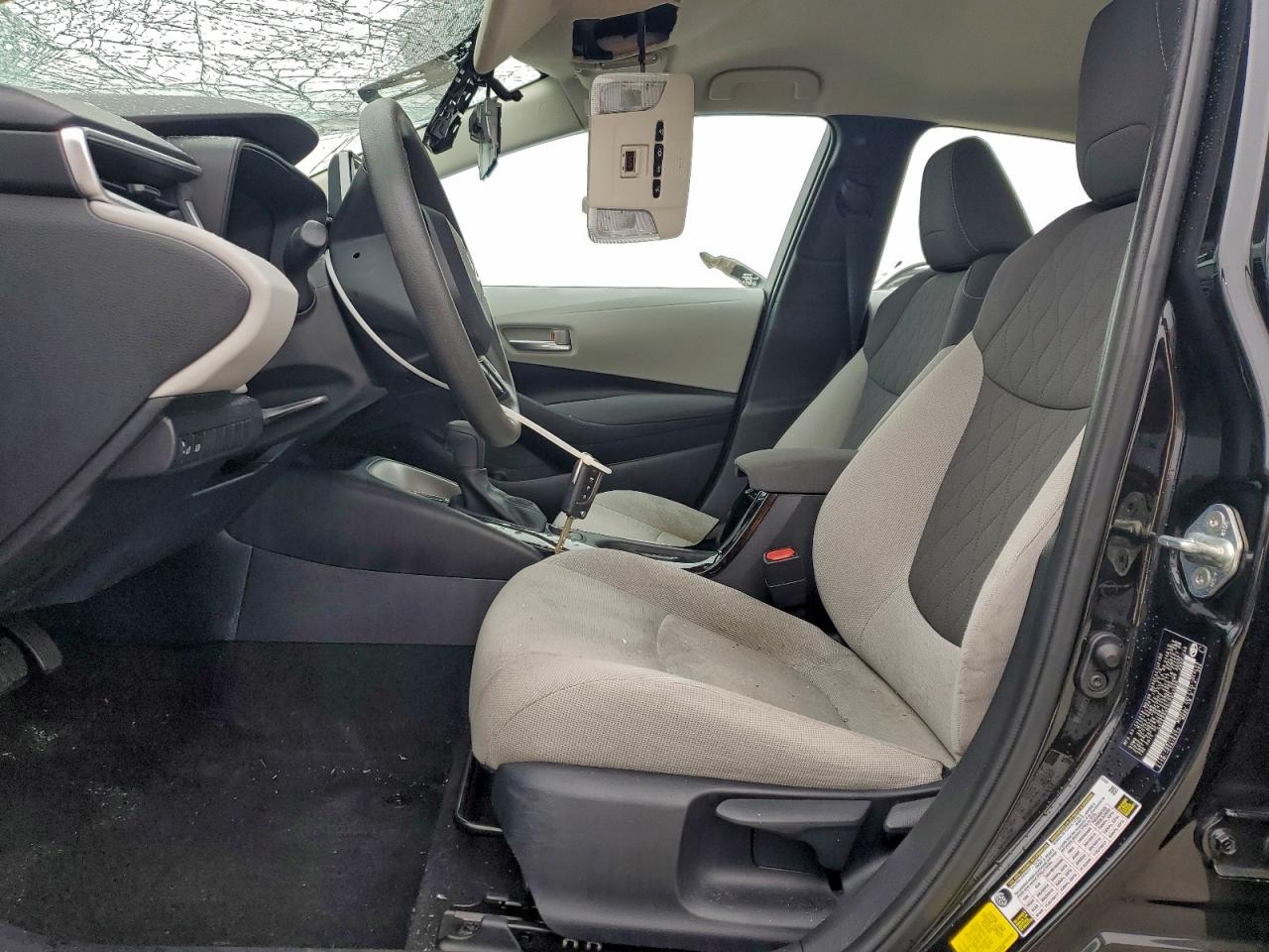 Lot #3316163223 2020 TOYOTA COROLLA LE