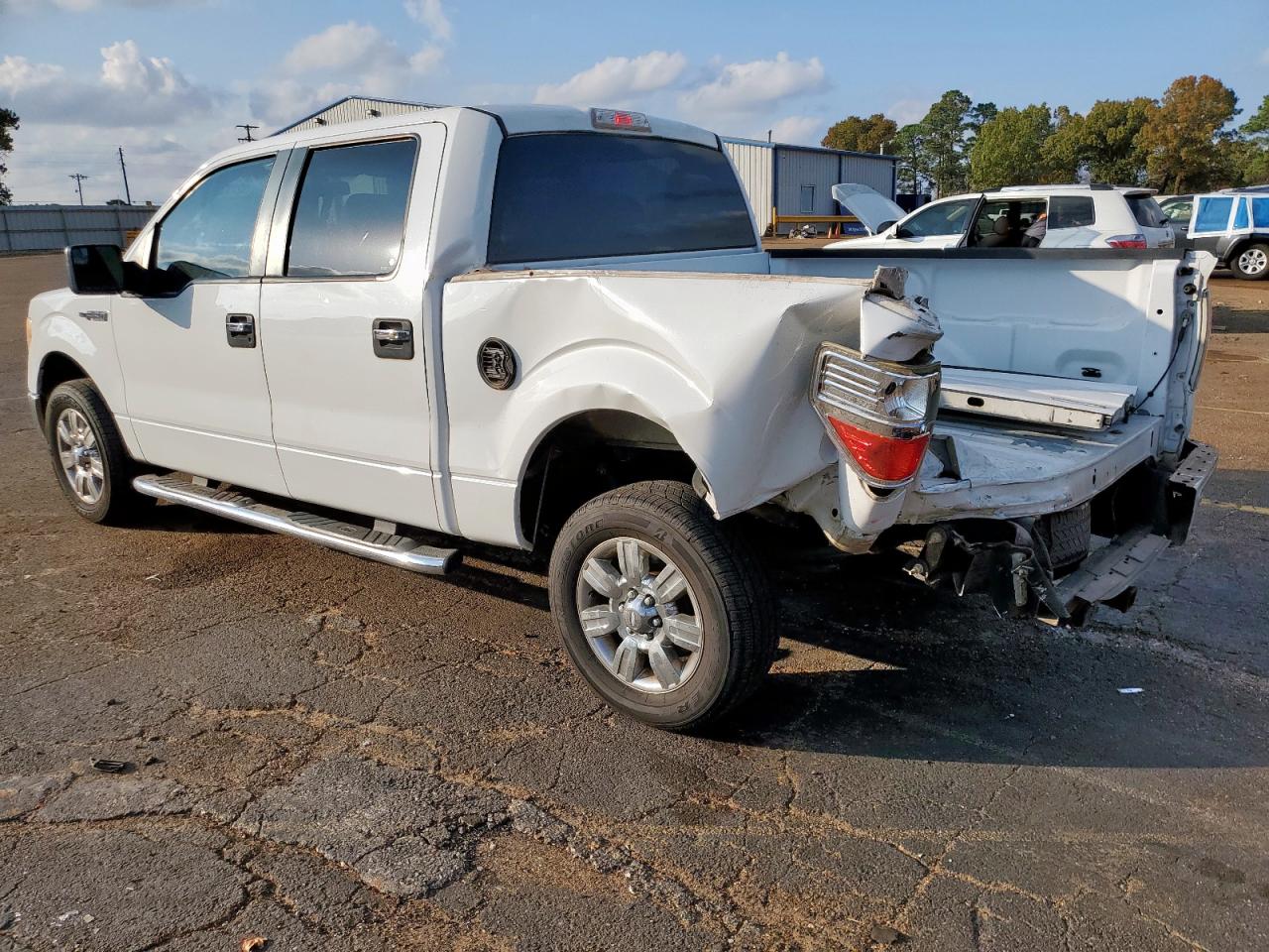 FORD F-150 SUPERCREW