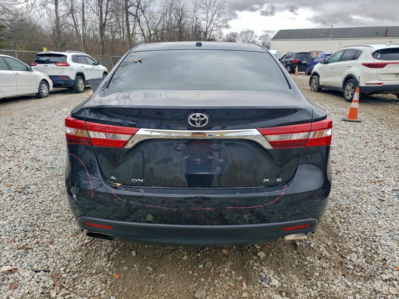TOYOTA AVALON XLE