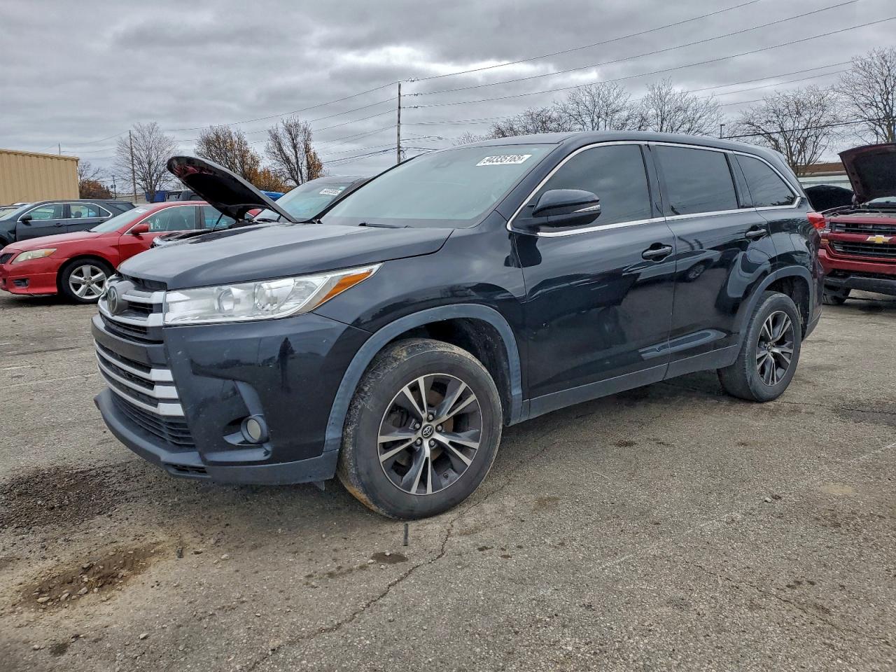TOYOTA HIGHLANDER LE