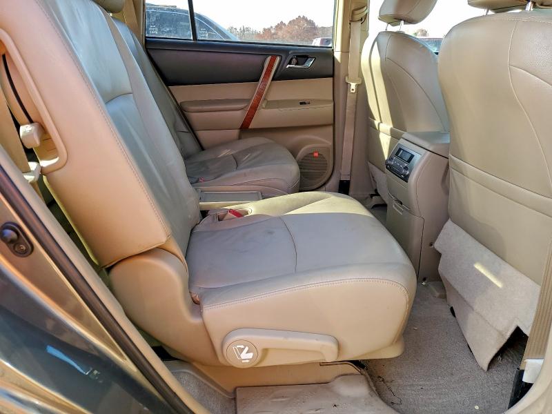 2008 TOYOTA HIGHLANDER #3303941699