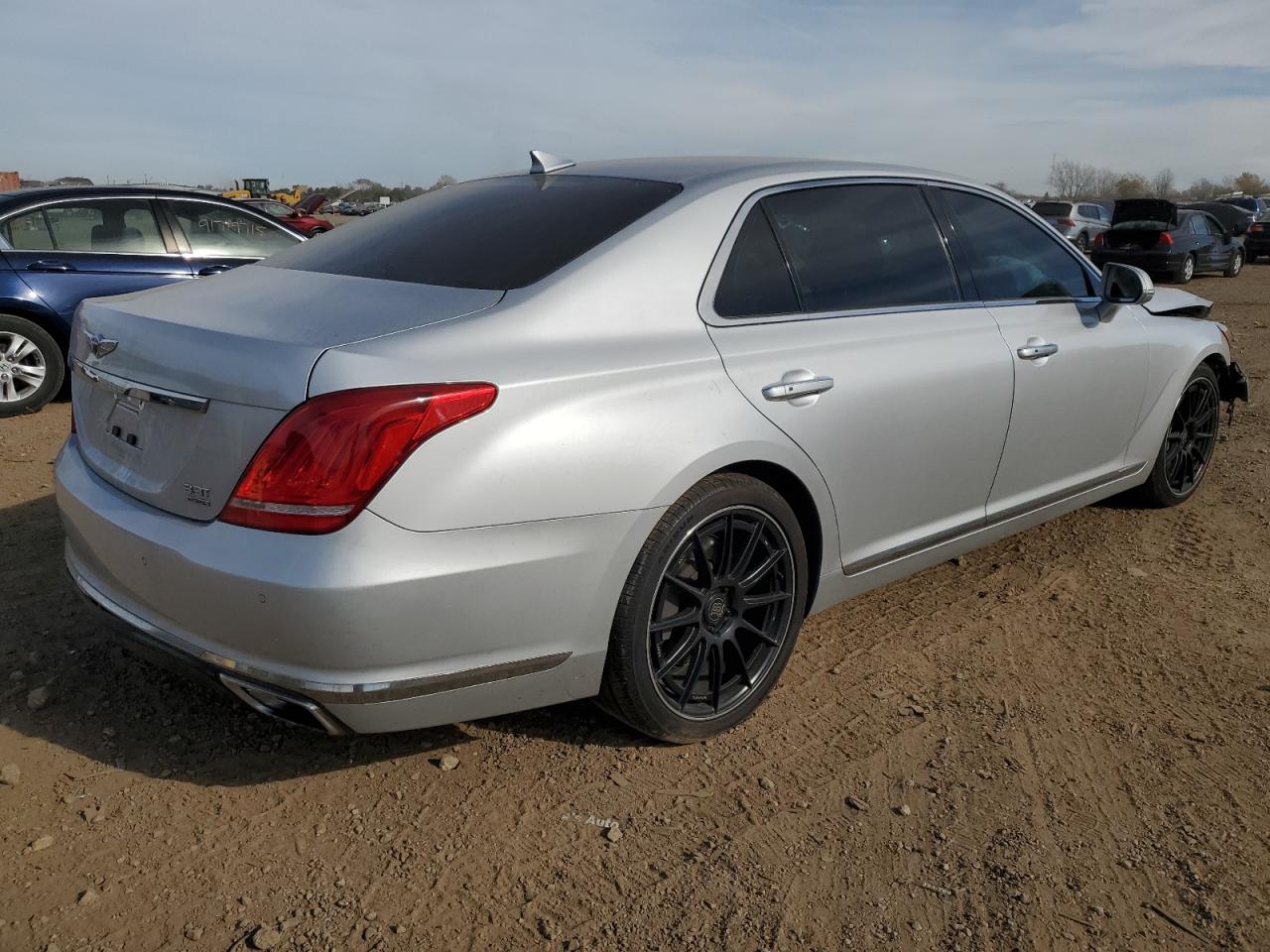 GENESIS G90 PREMIUM