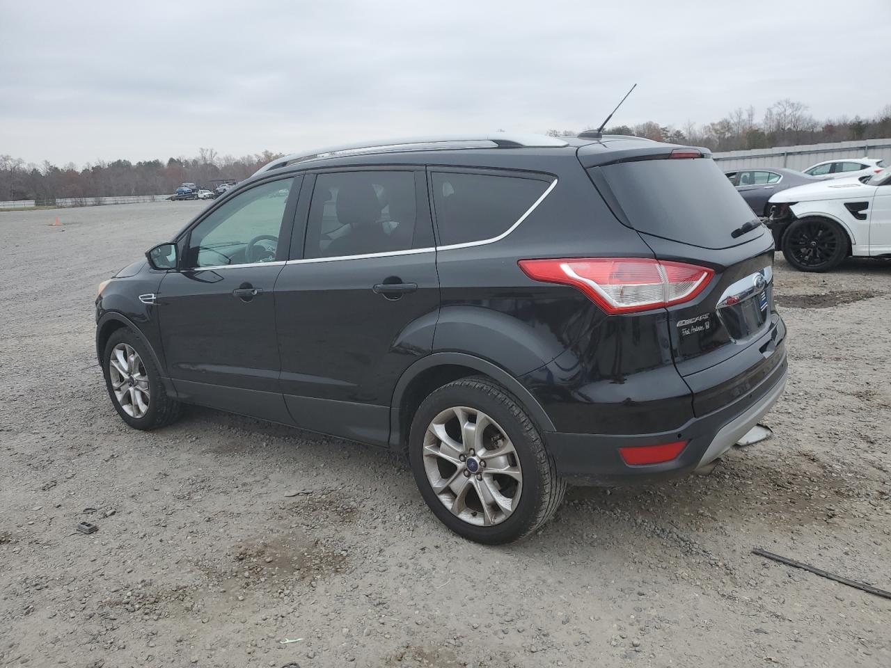 FORD ESCAPE TITANIUM