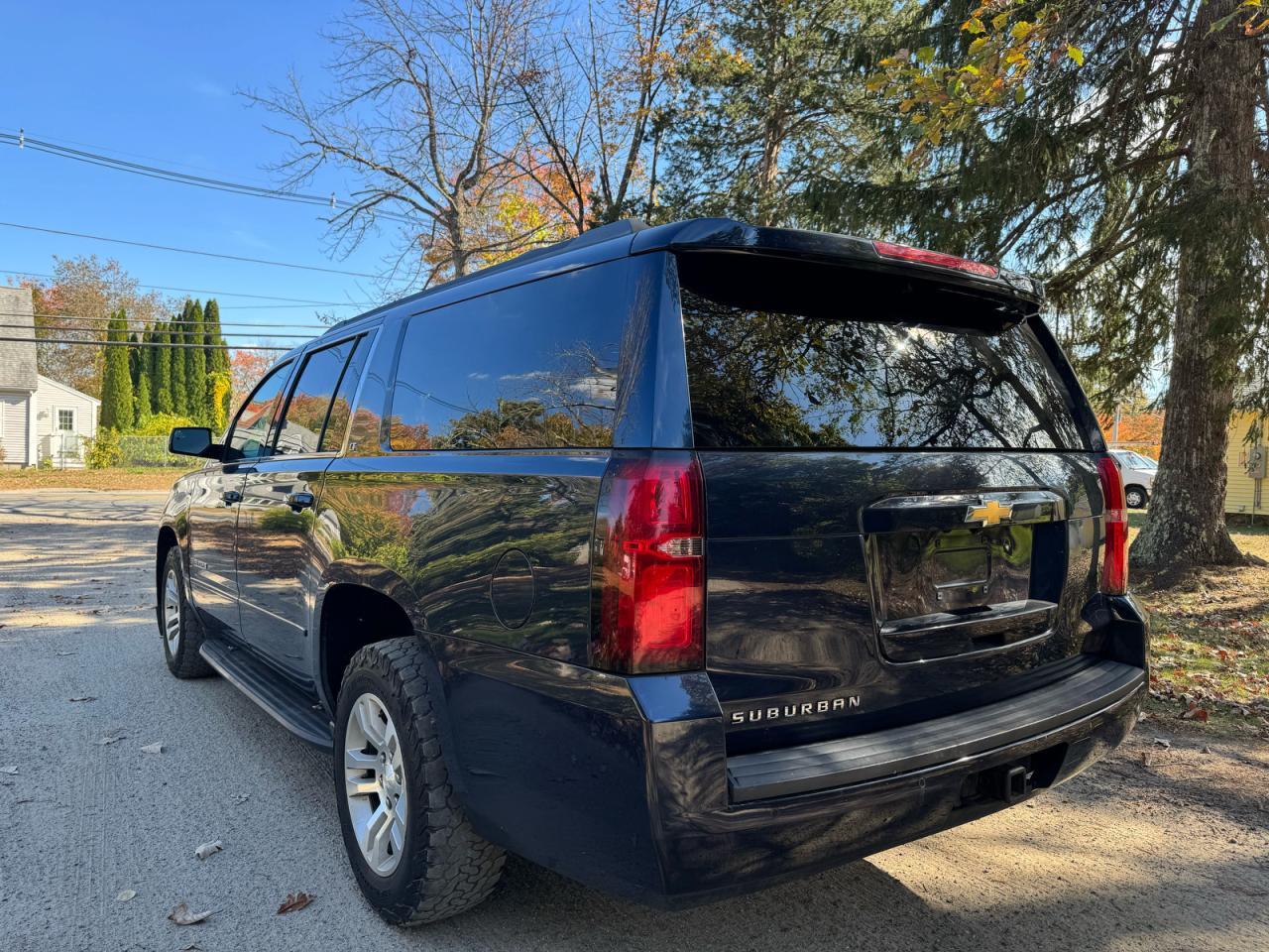 CHEVROLET SUBURBAN K1500 LT