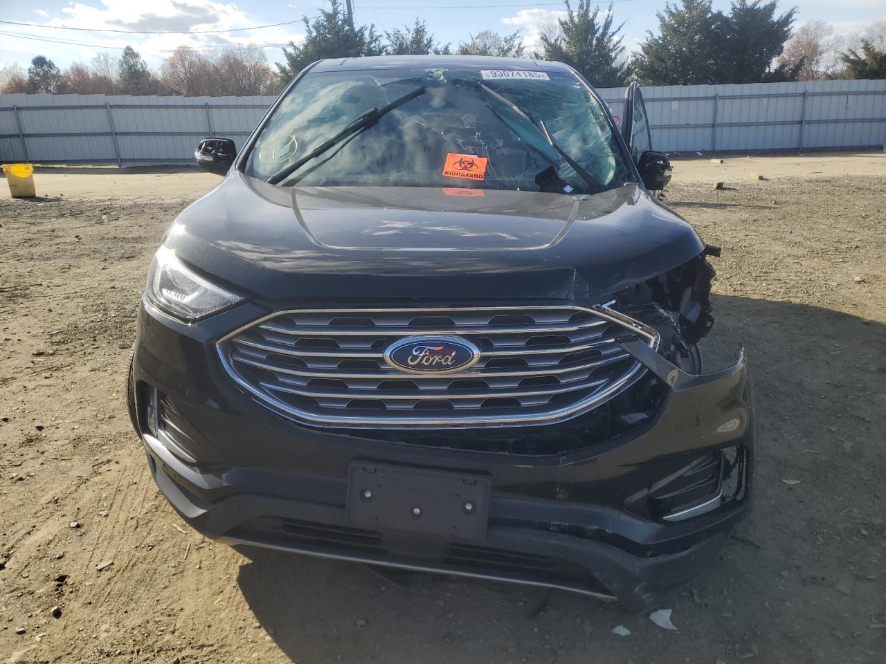 FORD EDGE TITANIUM