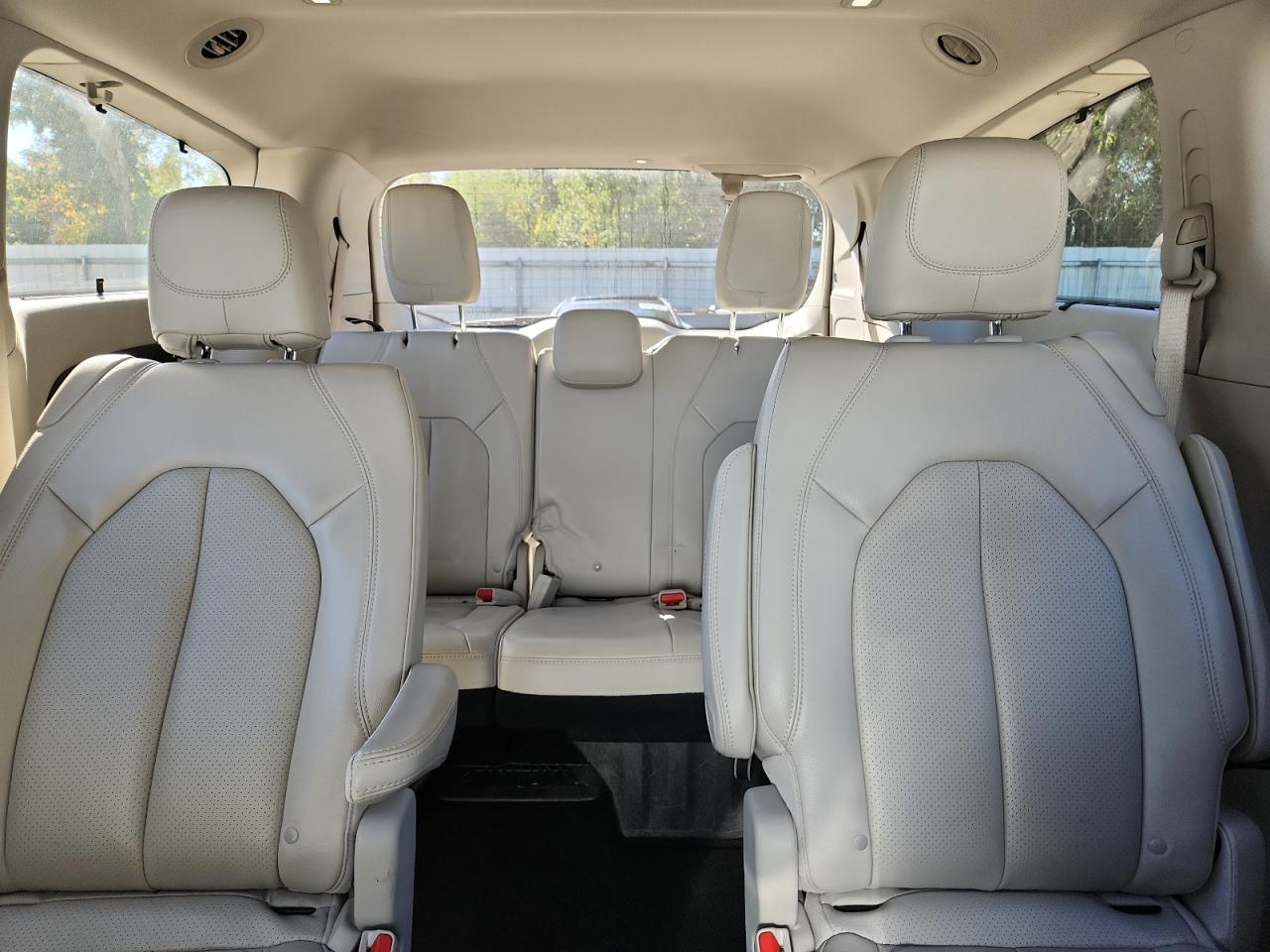 CHRYSLER PACIFICA TOURING L PLUS