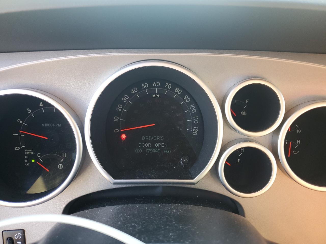 TOYOTA SEQUOIA PLATINUM