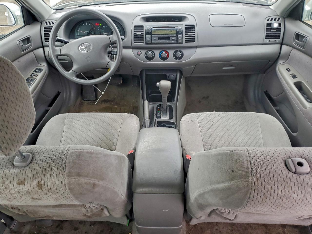 Lot #3298195061 2004 TOYOTA CAMRY LE