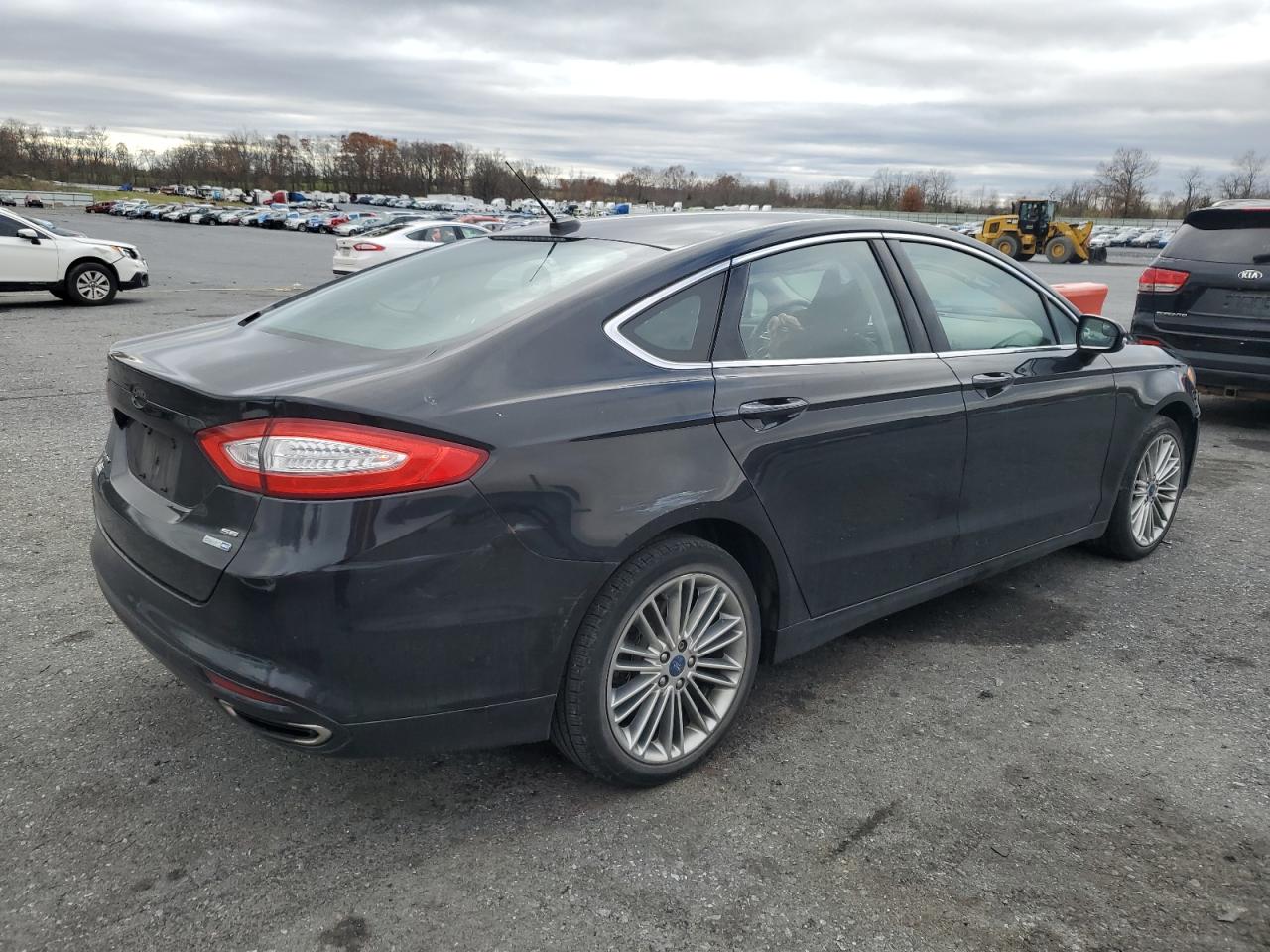 FORD FUSION SE