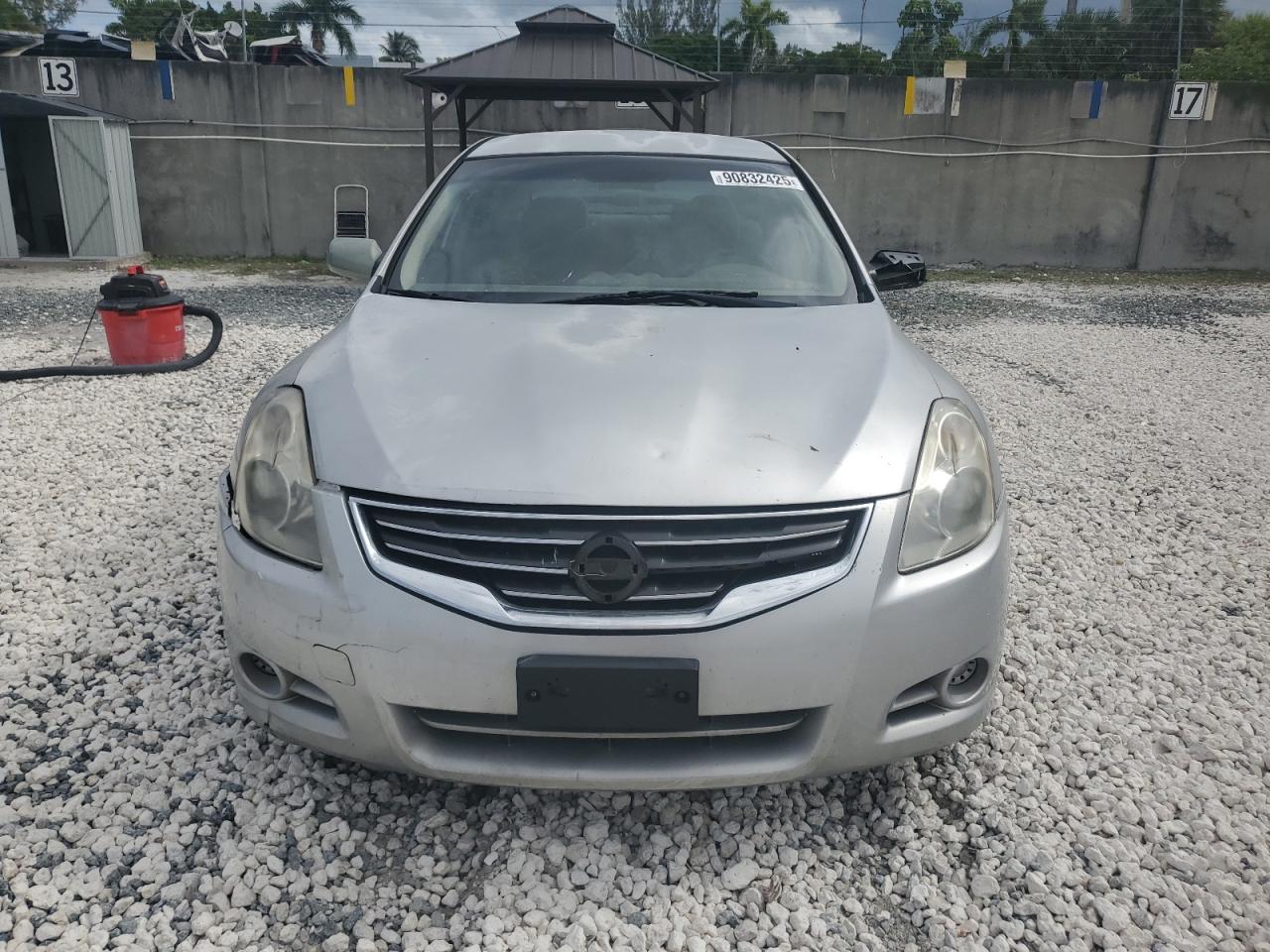 NISSAN ALTIMA BASE