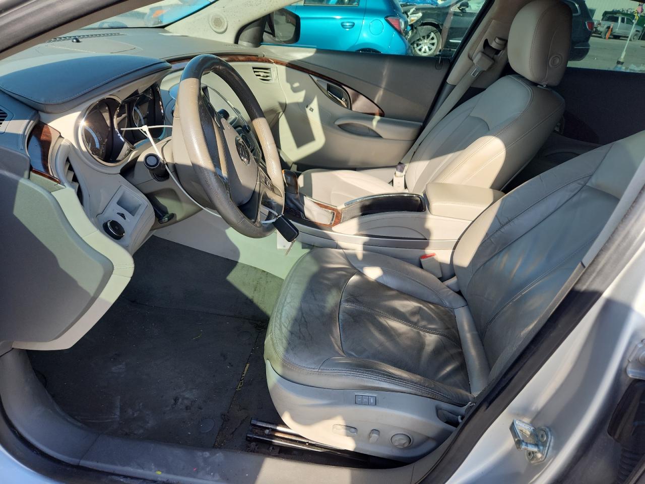 BUICK LACROSSE PREMIUM