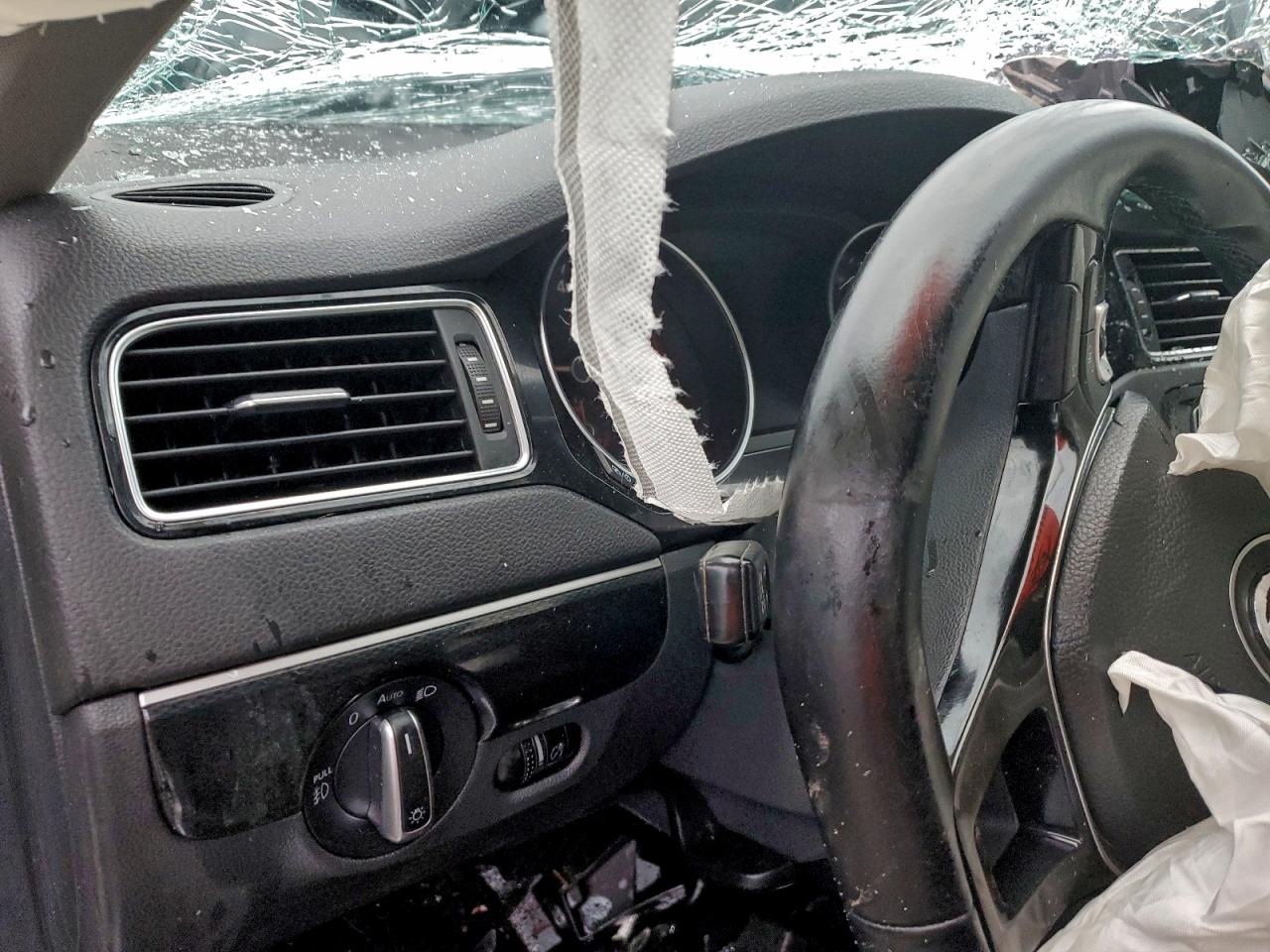 Lot #3315985120 2016 VOLKSWAGEN JETTA SEL