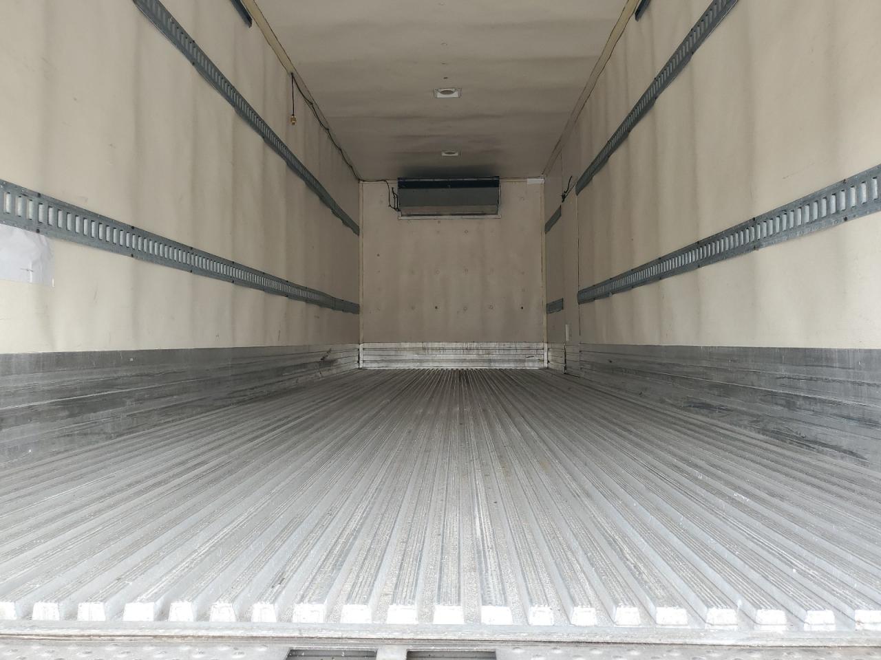 Lot #3283791413 2017 INTERNATIONAL 4000 4300