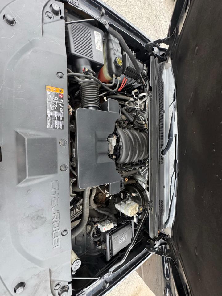 CHEVROLET SUBURBAN C1500 LT