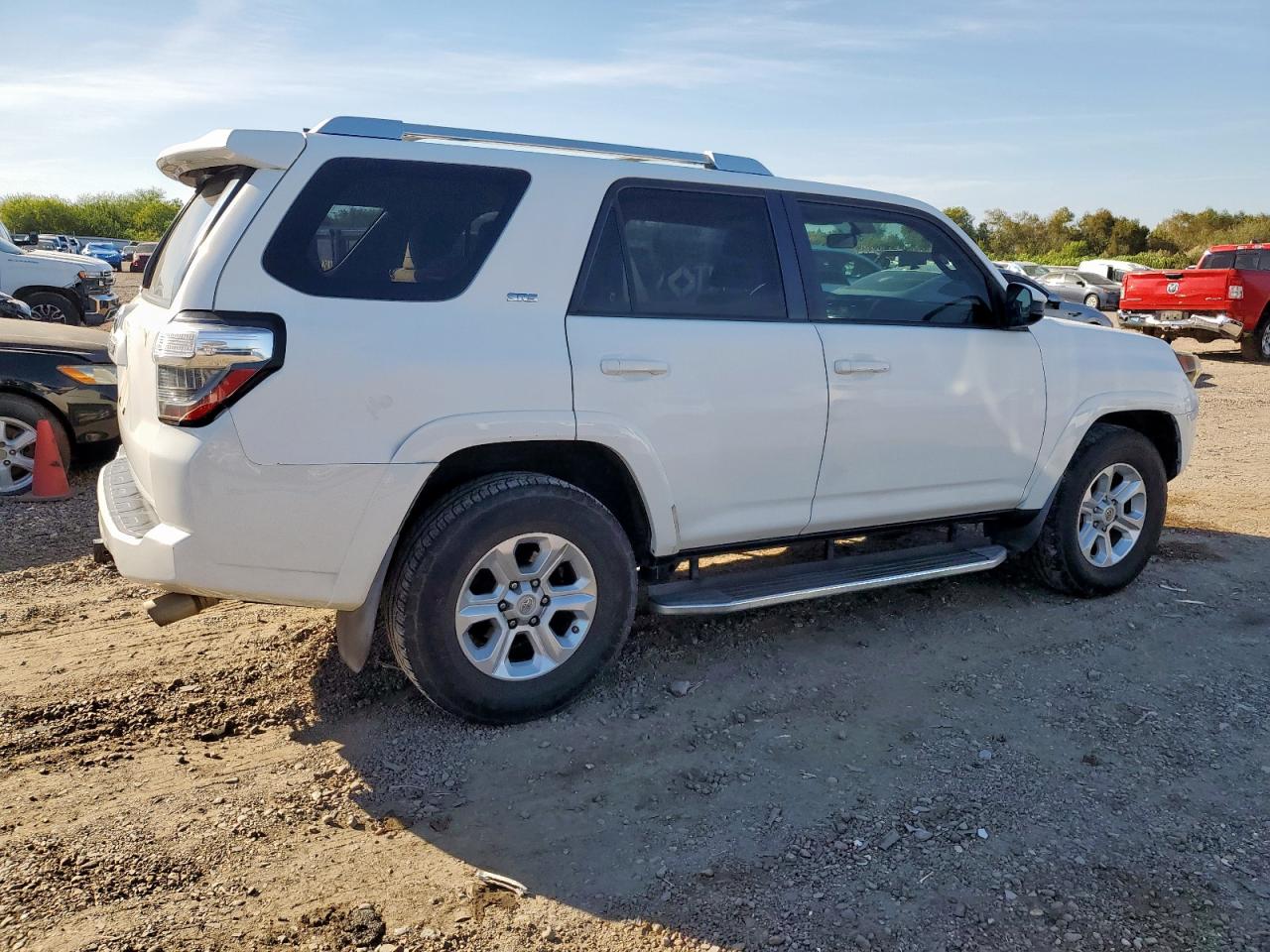 TOYOTA 4RUNNER SR5