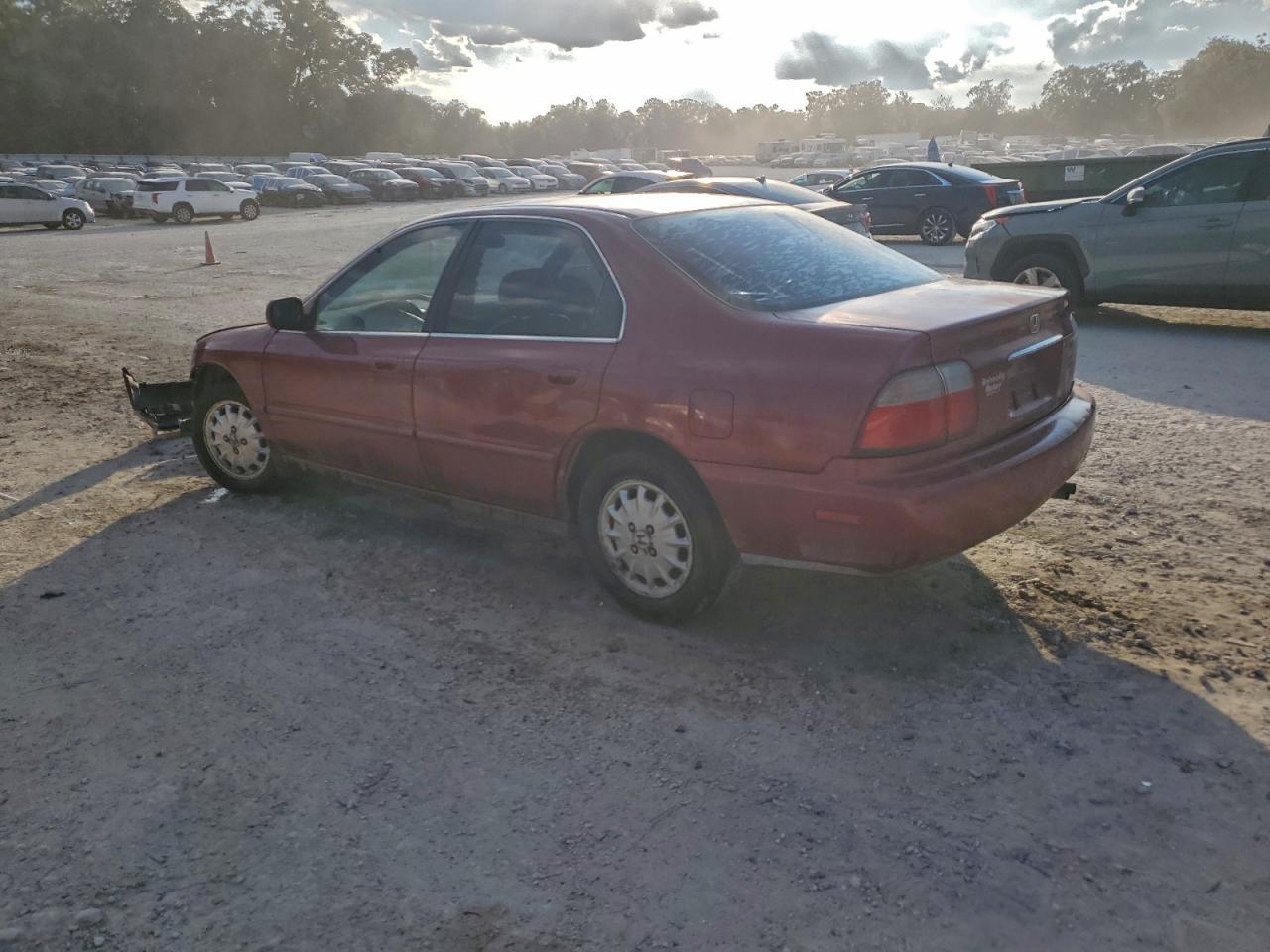 Lot #3301805387 1997 HONDA ACCORD EX