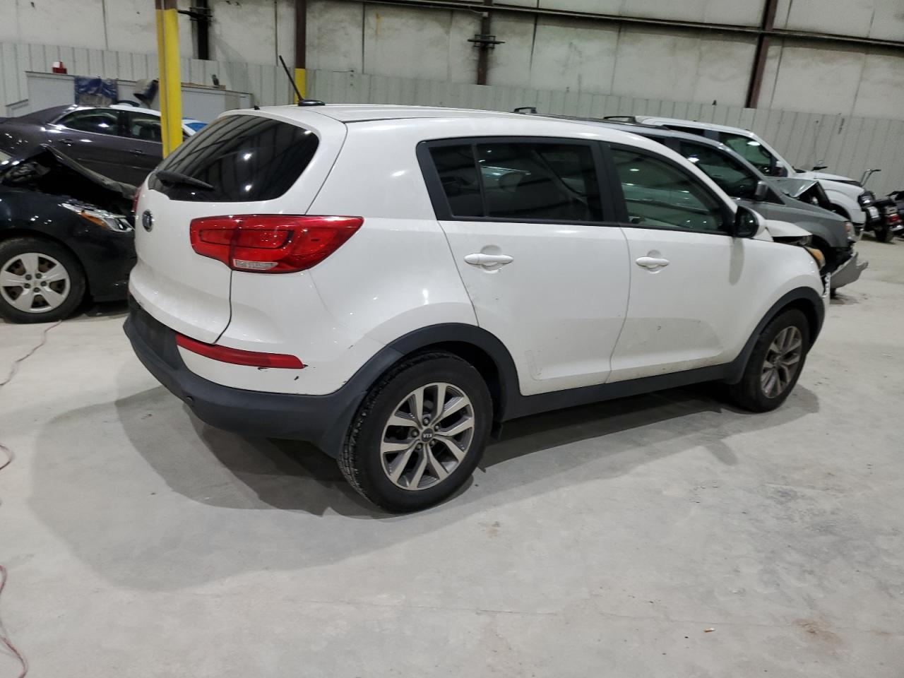 KIA SPORTAGE LX