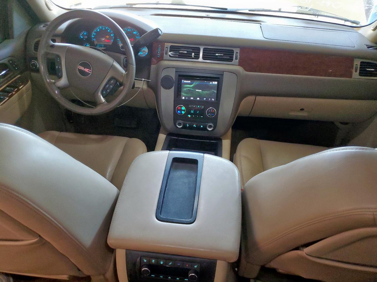 GMC YUKON SLT
