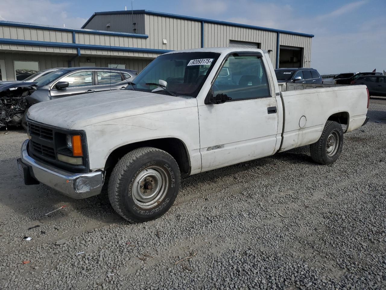 Lot #3291453475 1994 CHEVROLET GMT-400 C1
