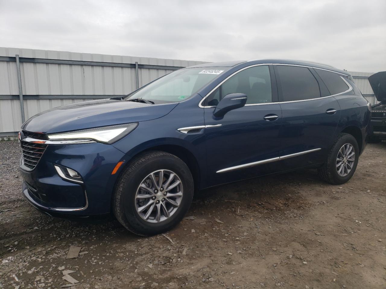 BUICK ENCLAVE ESSENCE