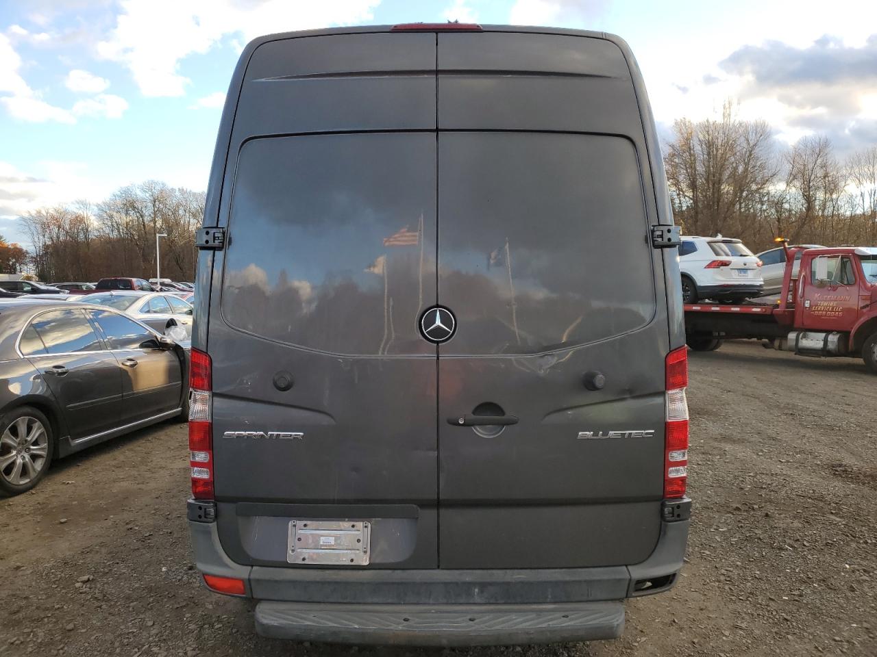 MERCEDES-BENZ SPRINTER 2500