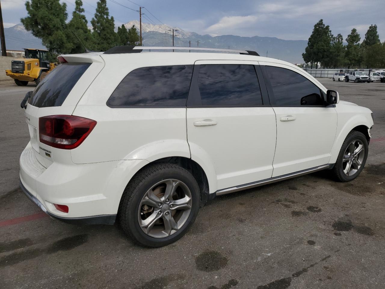 DODGE JOURNEY CROSSROAD