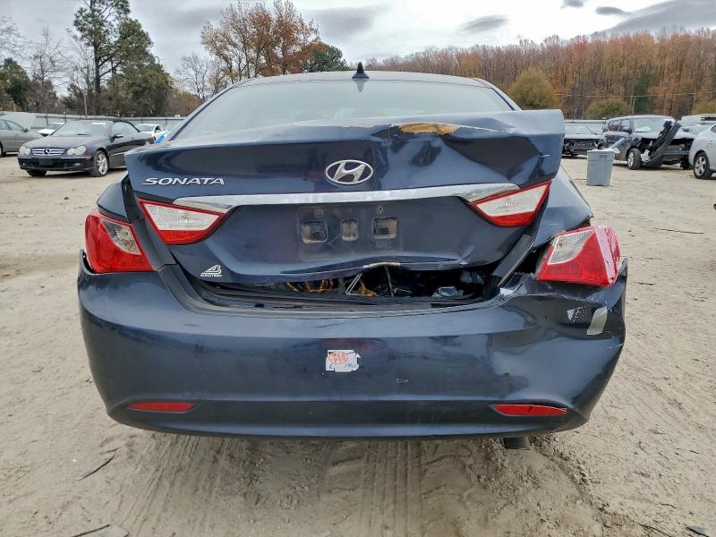 2011 HYUNDAI SONATA GLS #3294346900