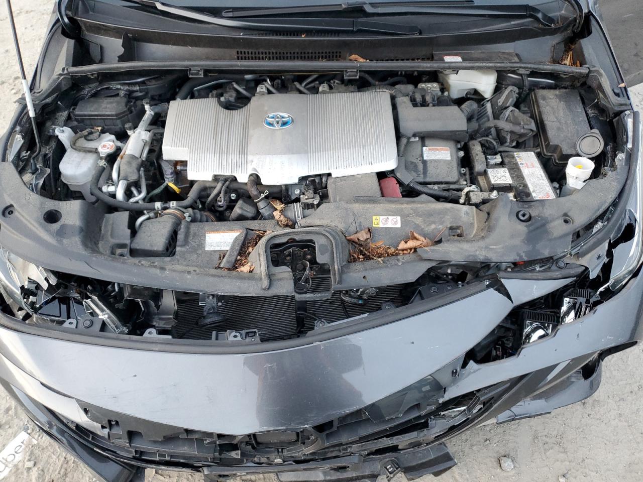 TOYOTA PRIUS PRIME LE