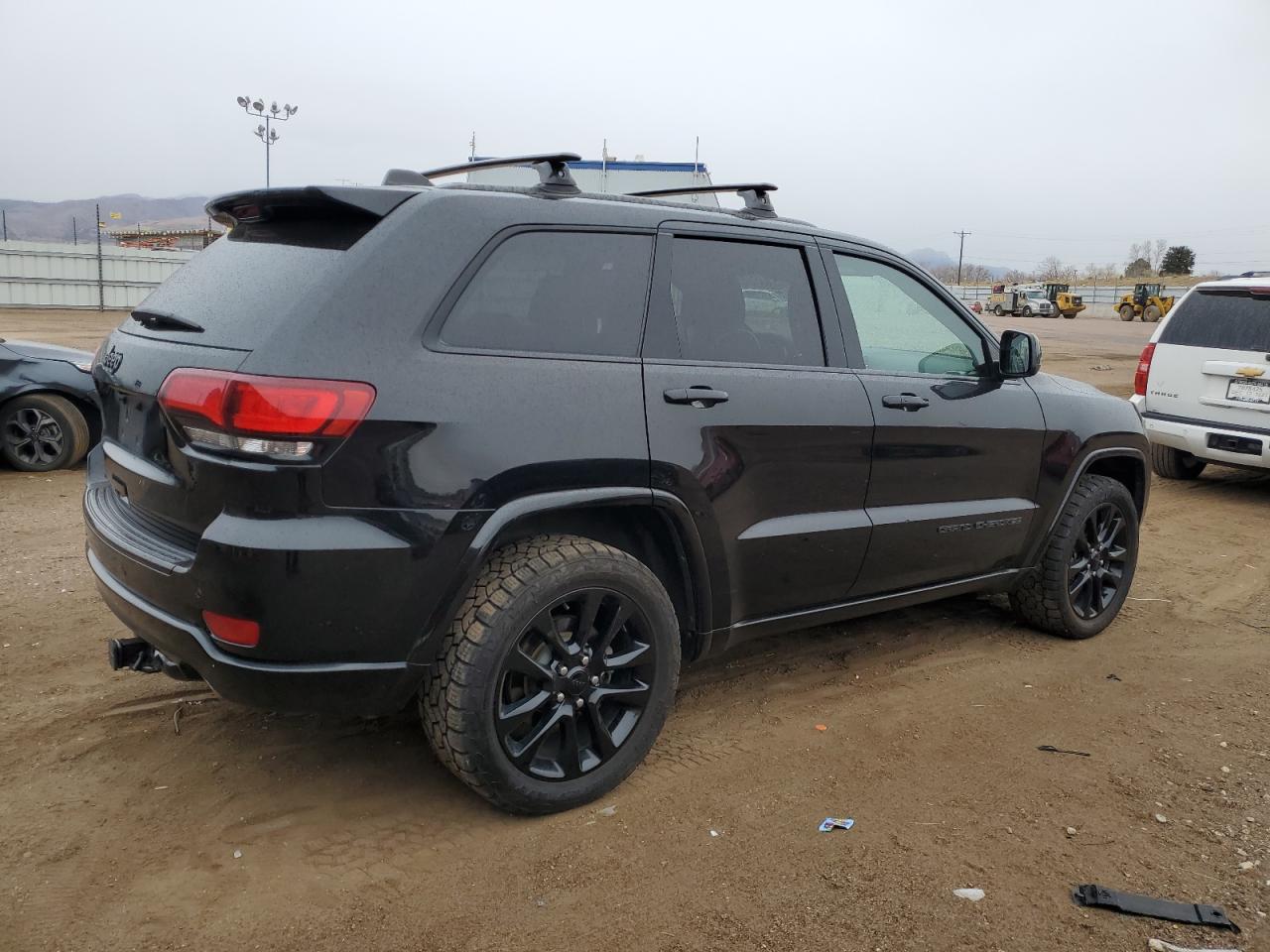 JEEP GRAND CHEROKEE LAREDO