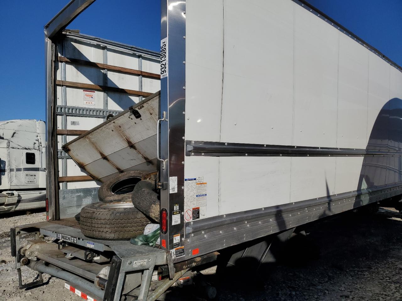 Lot #3297951778 2022 FREIGHTLINER M2 106 MED