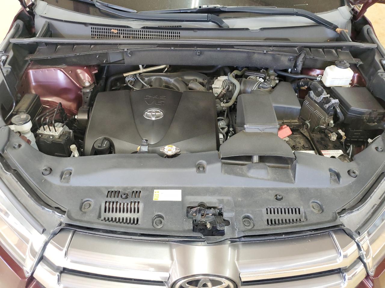 TOYOTA HIGHLANDER LIMITED