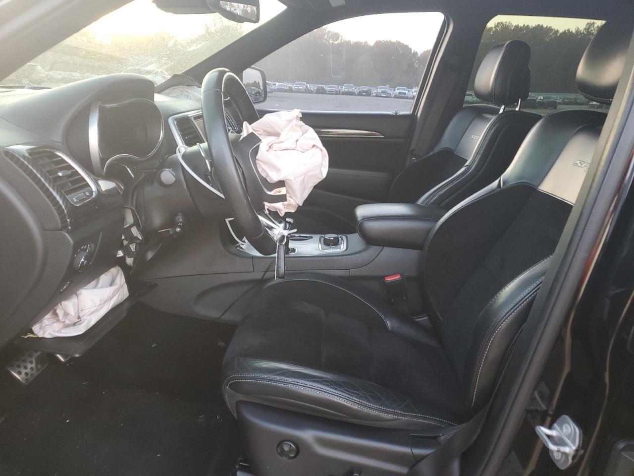 JEEP GRAND CHEROKEE SRT-8