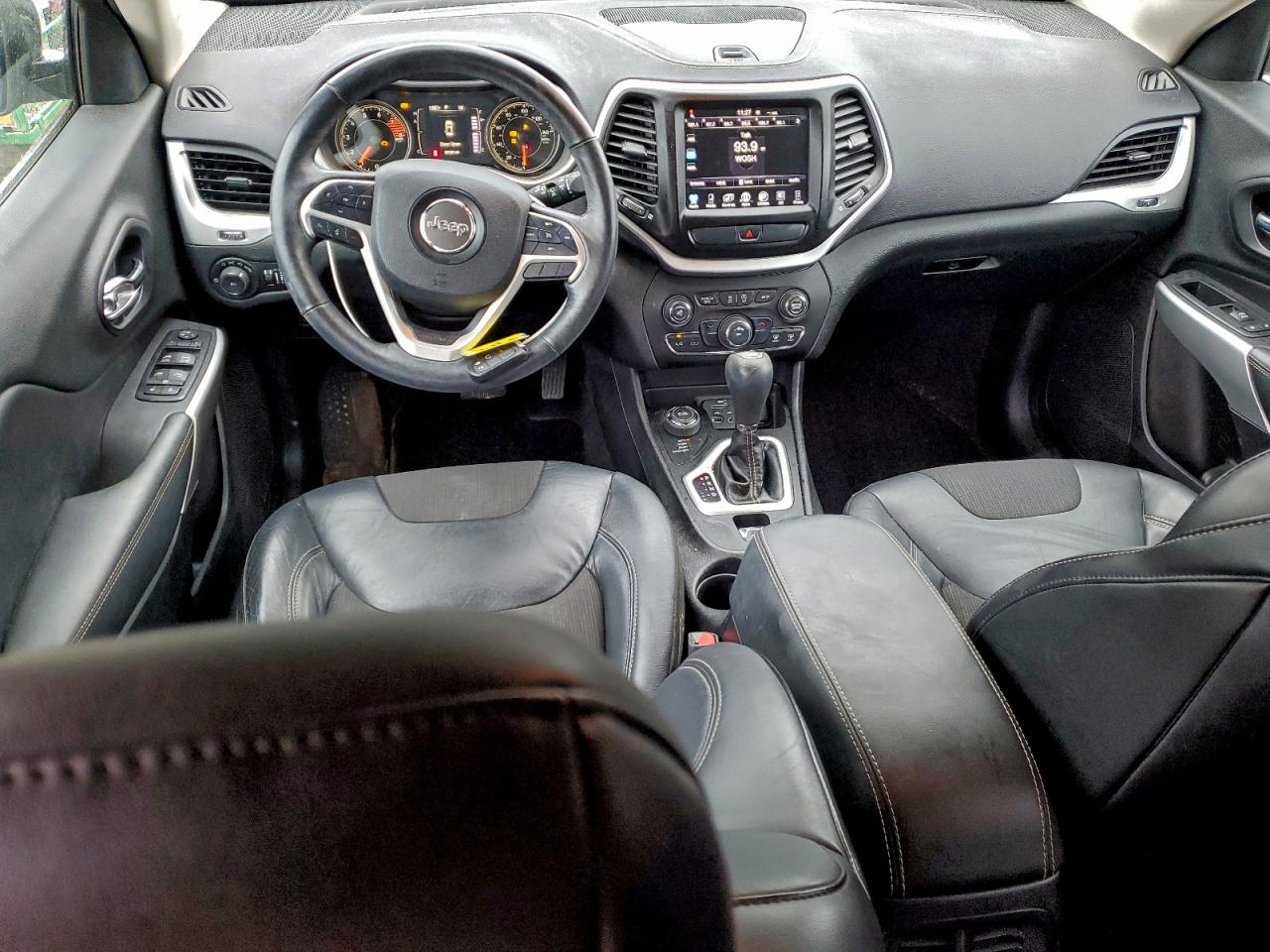 JEEP GRAND CHEROKEE LATITUDE PLUS