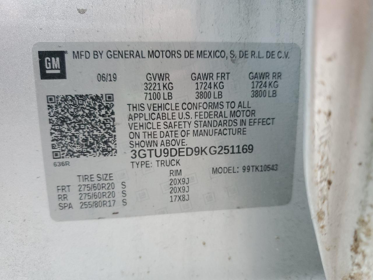 GMC SIERRA K1500 SLT