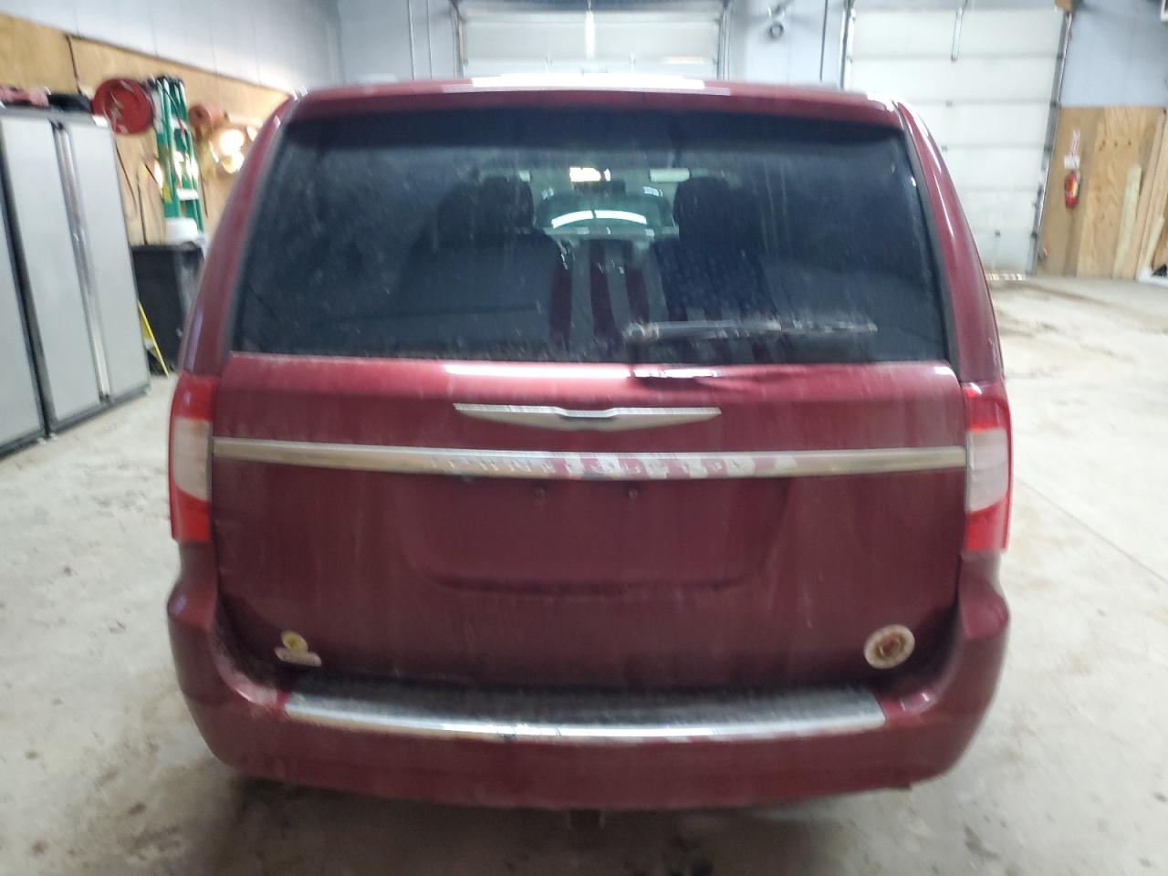 CHRYSLER TOWN & COUNTRY TOURING