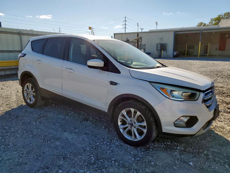 2017 FORD ESCAPE SE - 1FMCU0GD7HUC24523