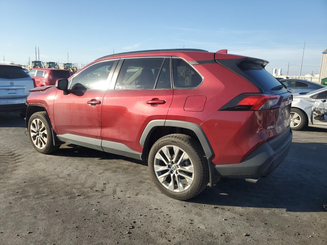 TOYOTA RAV4 XLE PREMIUM